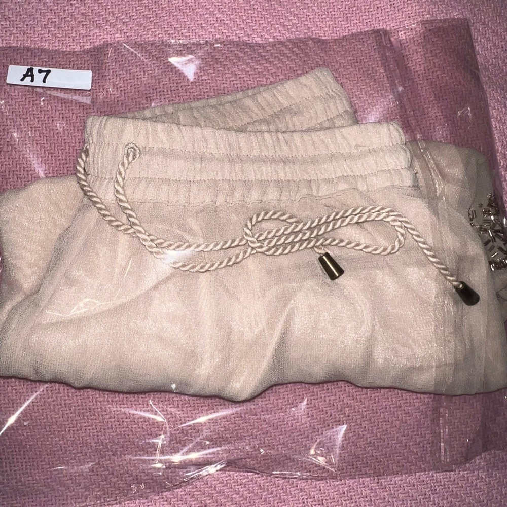 Maeve Anthropologie Beaded Embroidered Shorts Pink Champagne Boho XS - Picture 10 of 10
